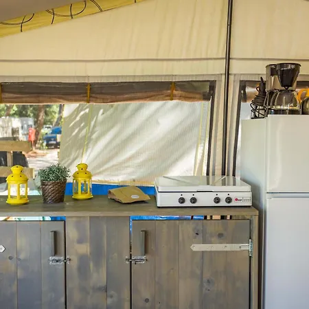 Easyatent Tent Lanterna Holiday park Cervar-Porat
