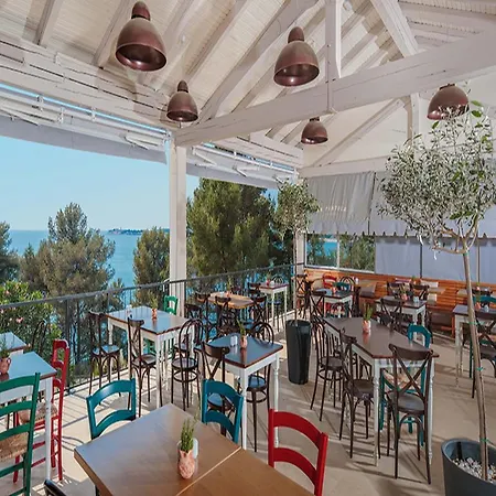 Easyatent Tent Lanterna Tatil parkı Červar-Porat