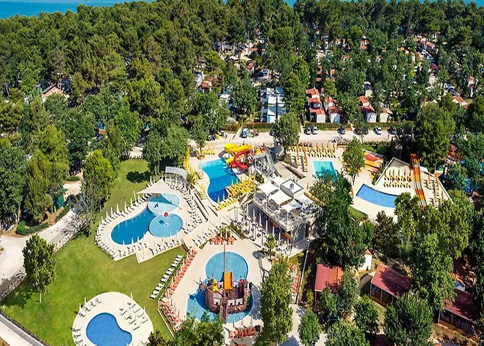 Πάρκο διακοπών Easyatent Tent Lanterna Červar-Porat